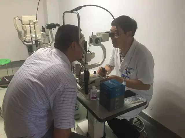 35歲“幸運兒” 接受角膜交聯,治療圓錐角膜擺脫困擾